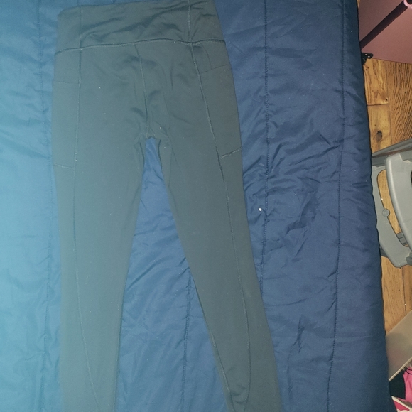 V.S. PINK leggings bundle - Picture 5 of 9